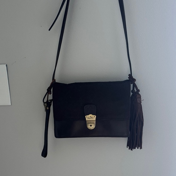 Patricia Nash Handbags - Women's Dark BrownLeather Crossbody Bag with Tassel Patricia Nash